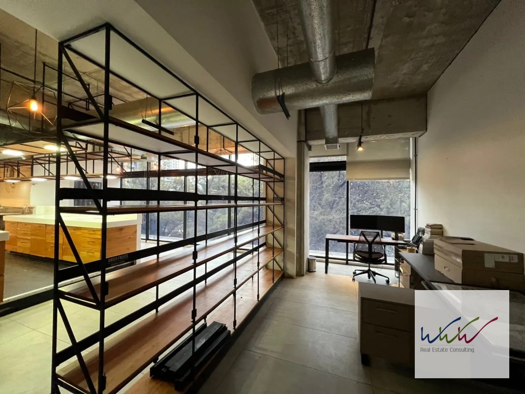 Vendo Oficina Edificio Design Center, zona 10 - 4