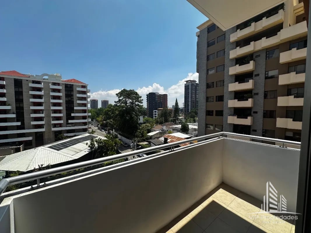 Casalini zona 10, apartamento amueblado en alquiler — Apartamento en Alquiler en Cassalini, Zona 10, Guatemala, Ciudad — foto 8 de 9