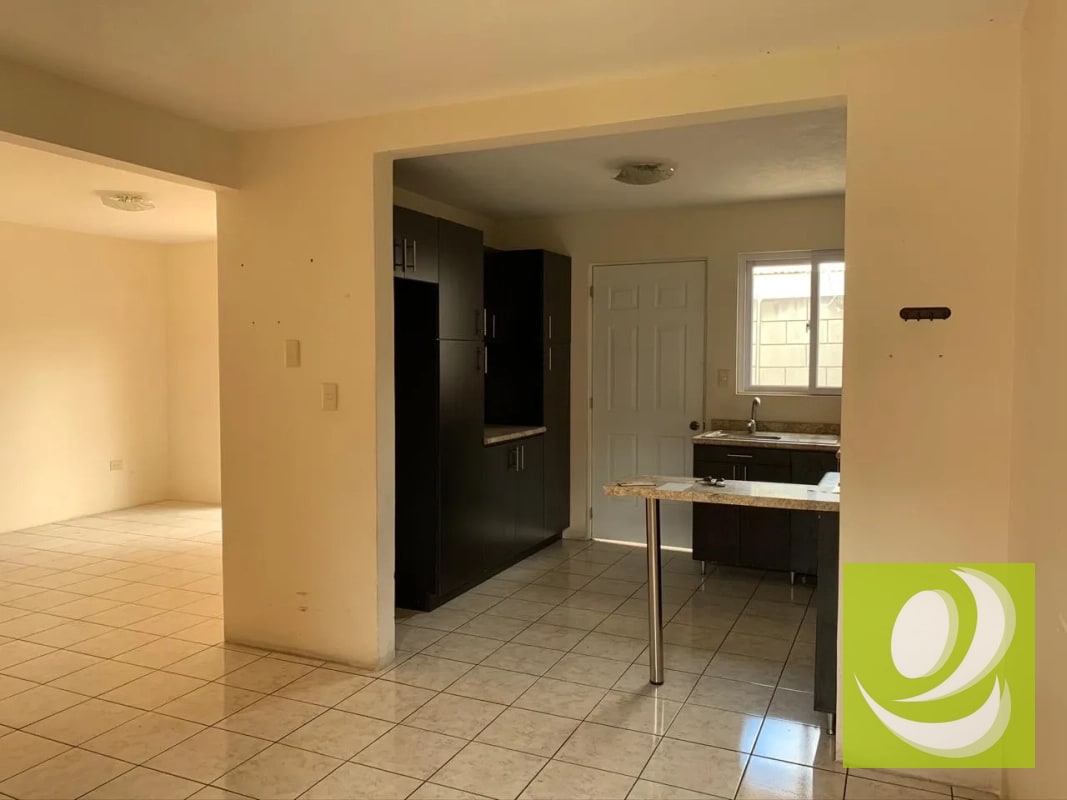 VENDO CASA EN CONDADO CATALINA - 4