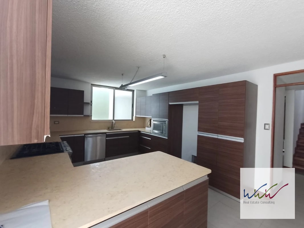 Casa en Venta Condominio Cortijo Santa Fe, zona 10 - 9