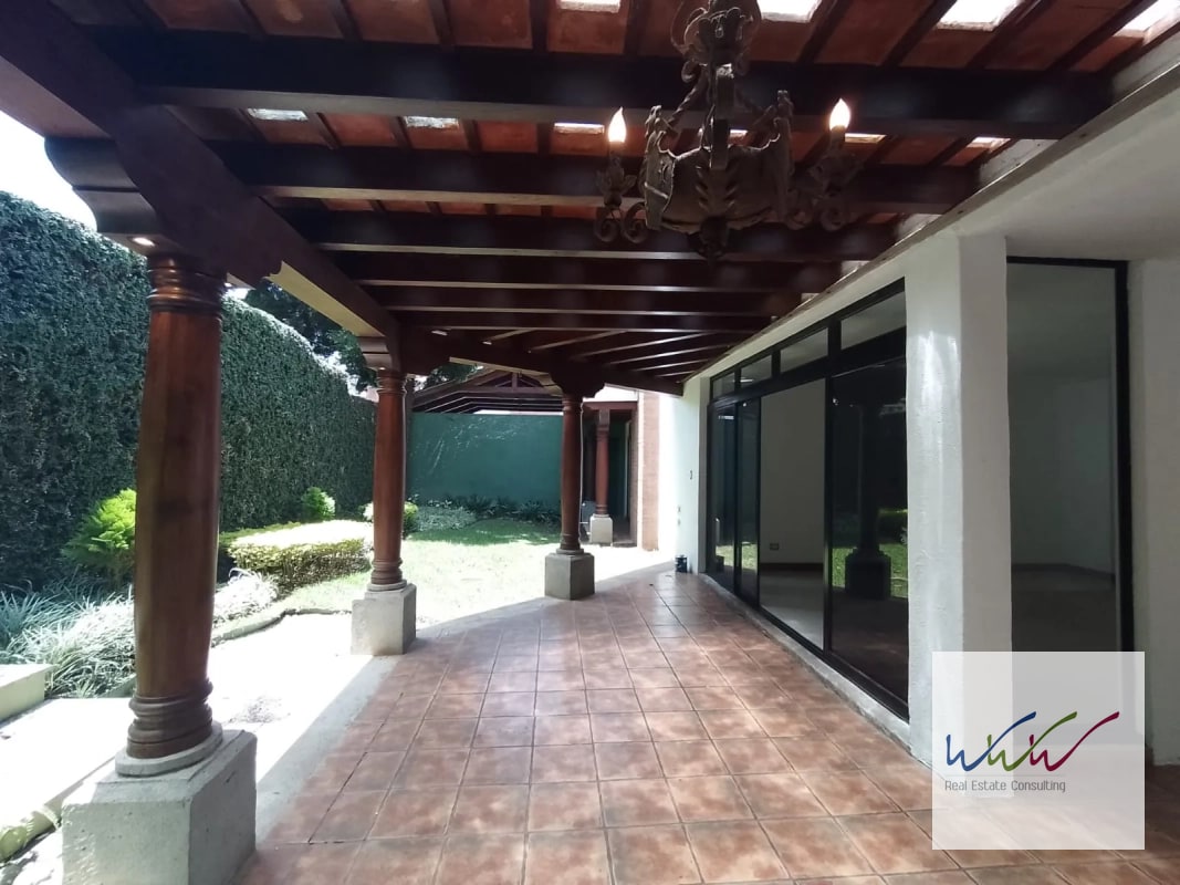Casa en Venta Condominio Cortijo Santa Fe, zona 10 - 10