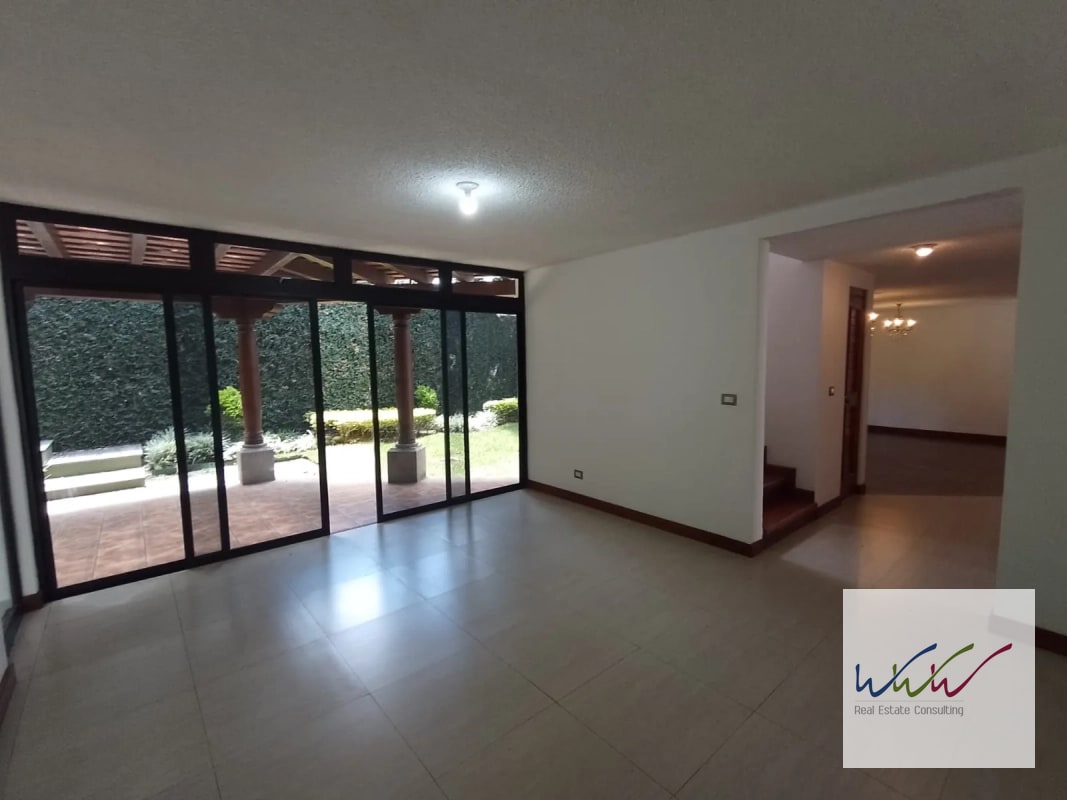 Casa en Venta Condominio Cortijo Santa Fe, zona 10 - 12