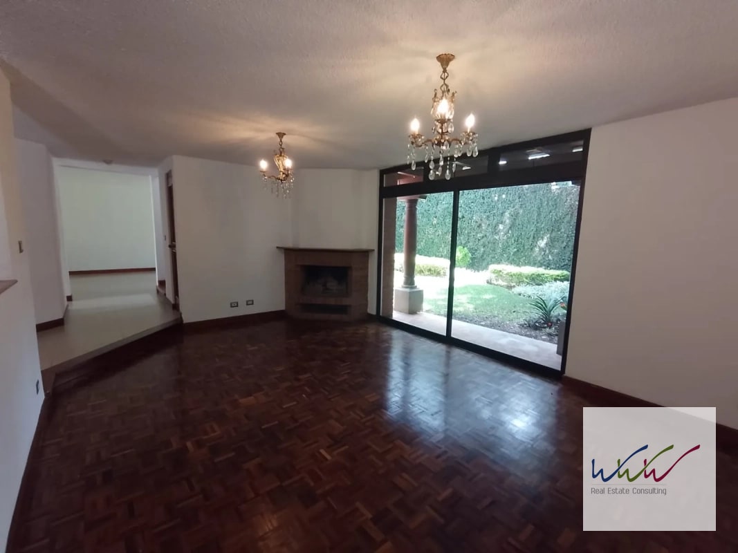 Casa en Venta Condominio Cortijo Santa Fe, zona 10 - 15