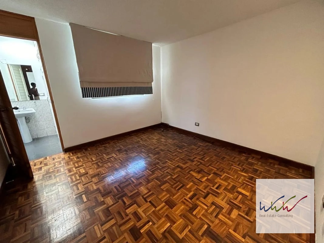 Casa en Venta Condominio Cortijo Santa Fe, zona 10 - 13
