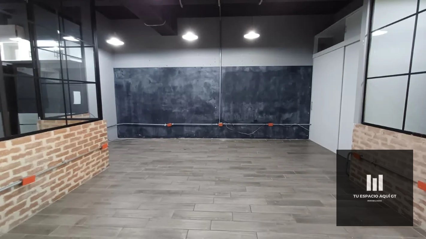 Linda Oficina En Venta - Edificio Pialé Zona 10 - 2