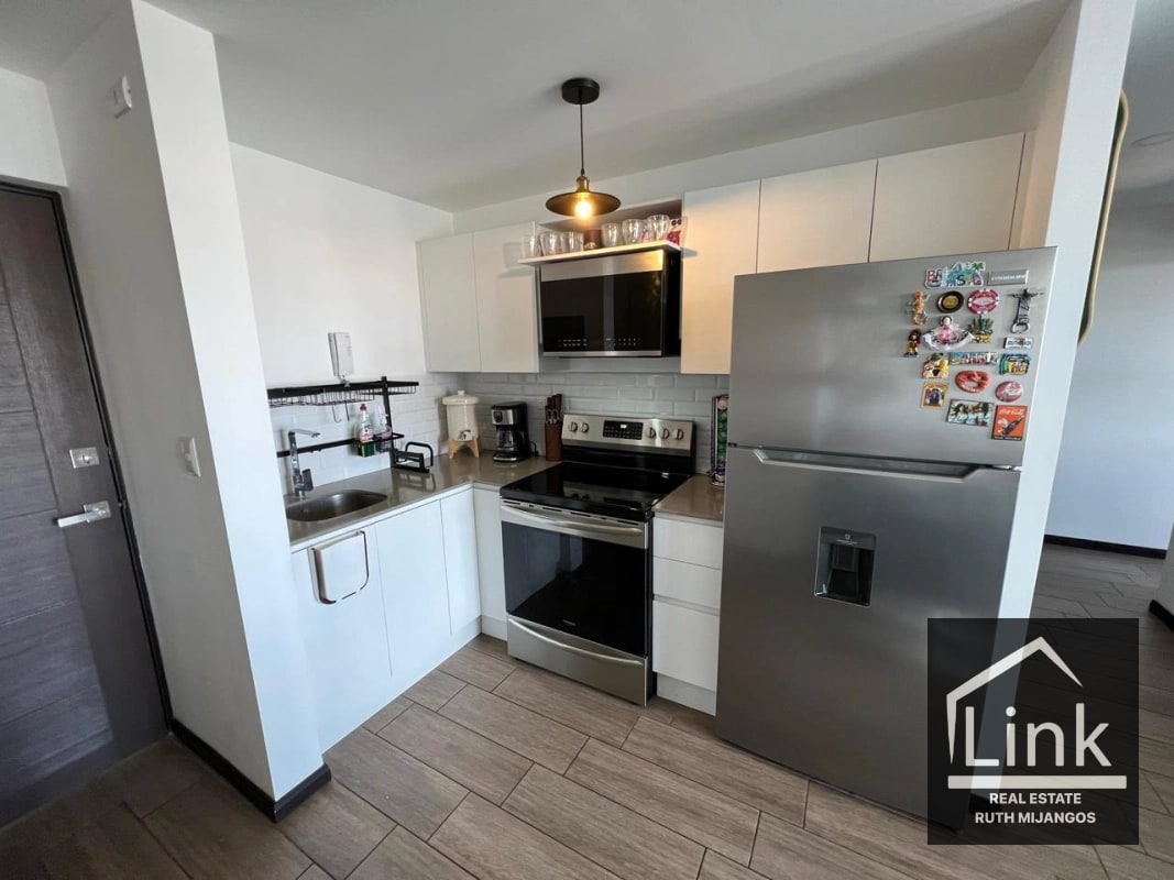 APARTAMENTO EN VENTA CASA SAN PEDRITO ZONA 5 - 11