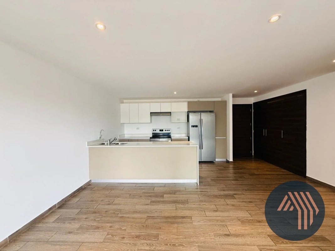 ALQUILER DE LINDO APARTAMENTO - PARQUE 15, ZONA 15 - 7