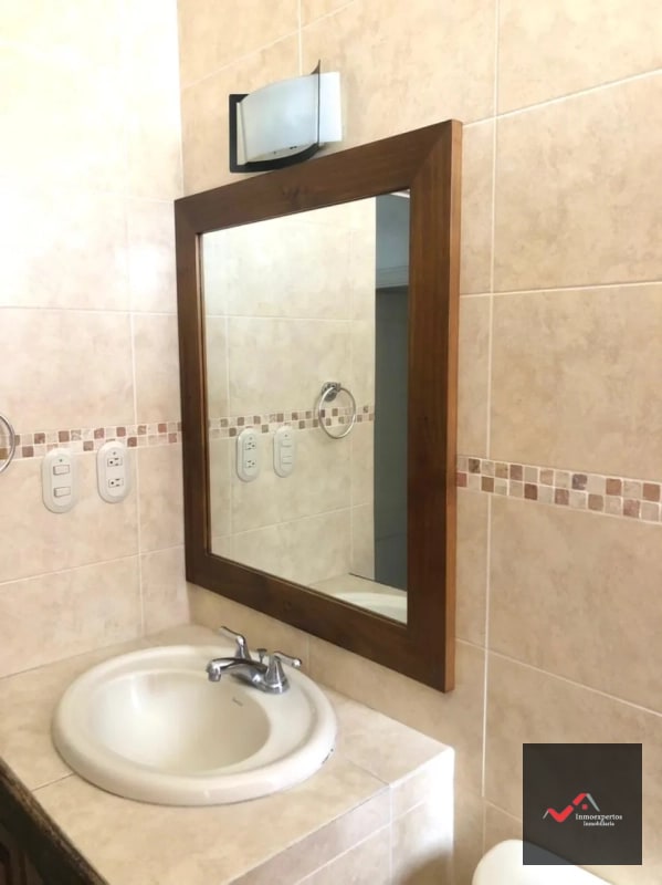 Apartamento amueblado en Renta Zona 14 - 5