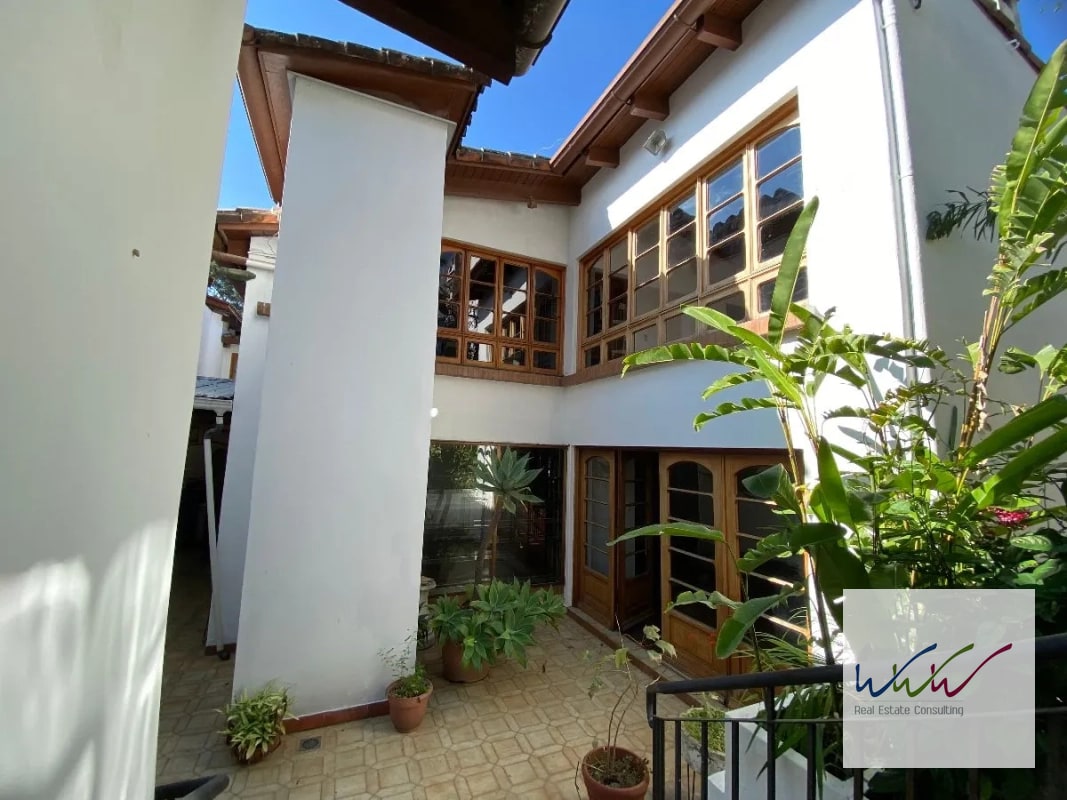 Vendo casa en condominio privado zona 14 - 13