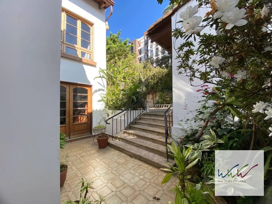 Vendo casa en condominio privado zona 14 - 7