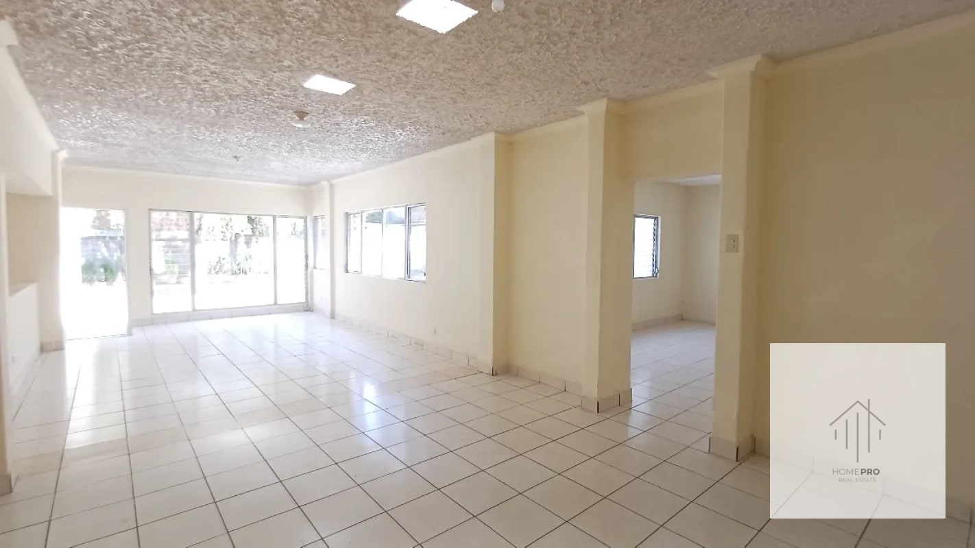 Casa Comercial en Renta en Zona 15 - 6