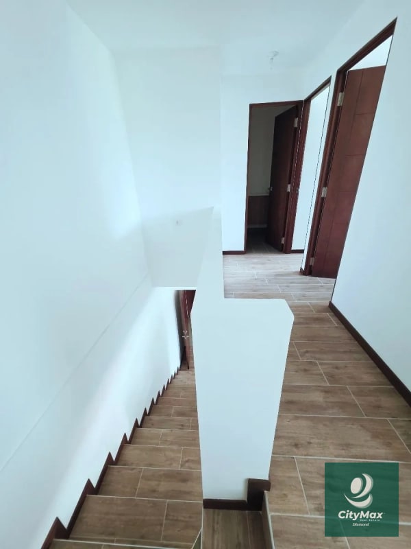 Apartamento en Venta en Edificio Nuvó El Naranjo Zona 4 de Mixco - 5