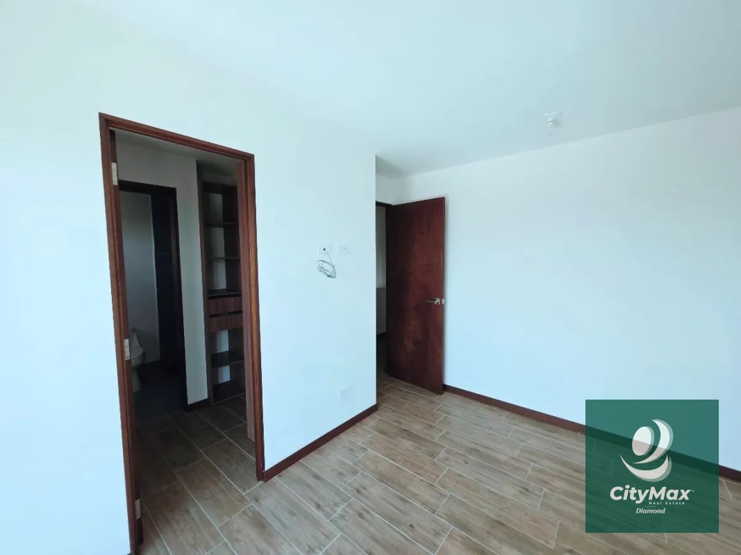 Apartamento en Venta en Edificio Nuvó El Naranjo Zona 4 de Mixco - 2