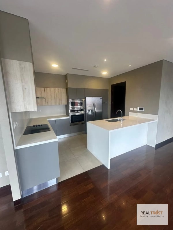 Apartamento en Renta zona 14; EDIFICIO SANTA INES DEL PARQUE - 1