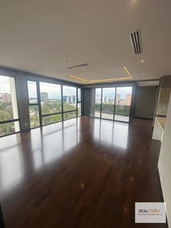 Apartamento en Renta zona 14; EDIFICIO SANTA INES DEL PARQUE - 9