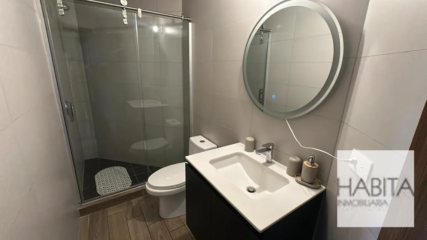 Apartamento en Renta Edificio Séptimo, zona 4 - 5