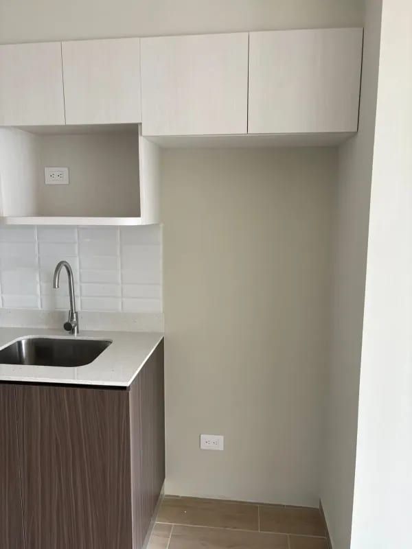 Apto en renta en ANDARES z12 — Apartamento en Alquiler en Andares Doce, Zona 12, Guatemala, Ciudad — foto 4 de 6