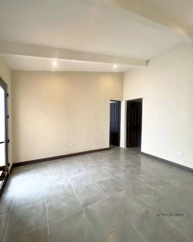 CASA EN VENTA EN ANTIGUA, FUERA DE GARITA - 5