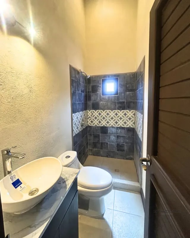 CASA EN VENTA EN ANTIGUA, FUERA DE GARITA - 9