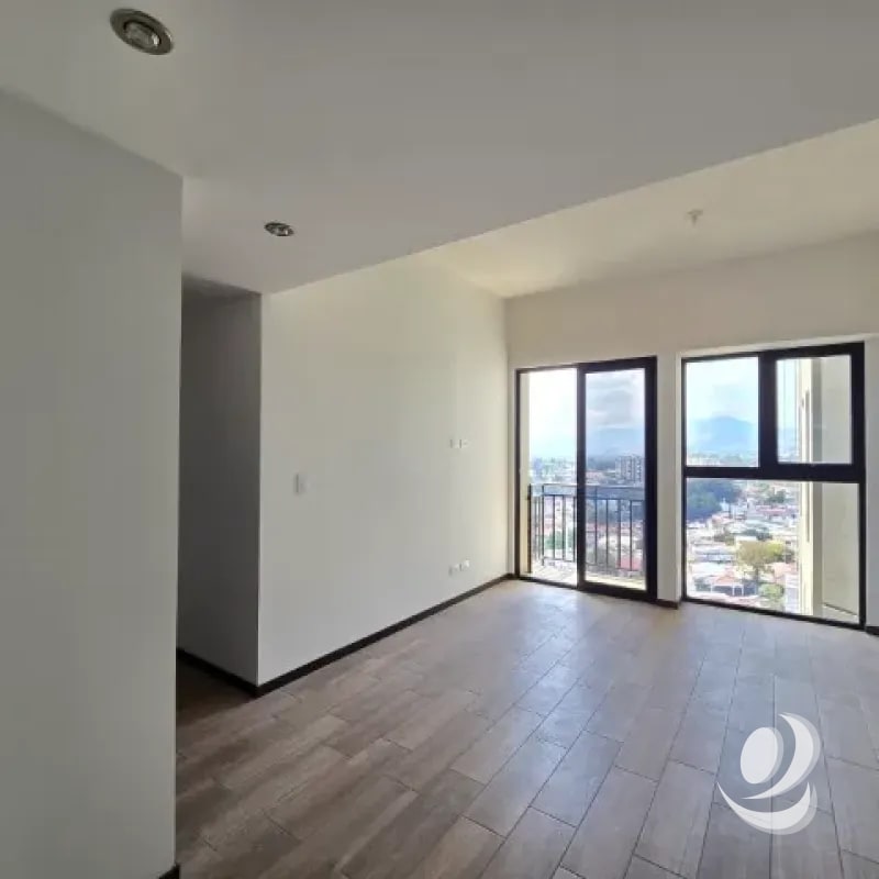 🏢 Apartamento en renta - 7