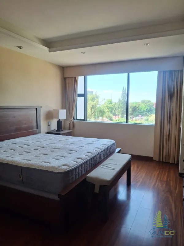 RENTA DE APARTAMENTO AMUEBLADO EN ZONA 10 - 1