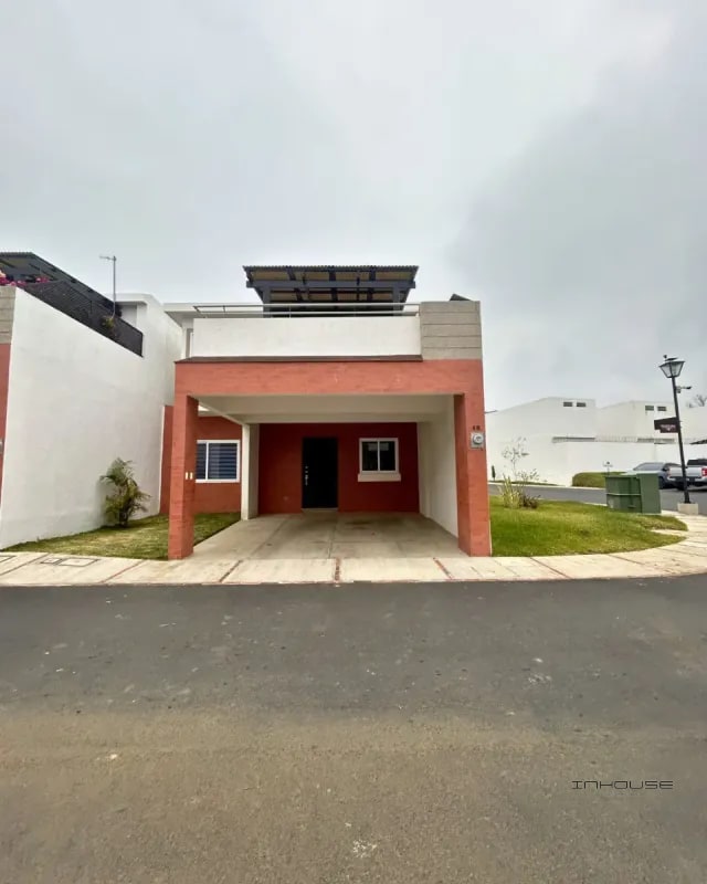 CASA EN RENTA EN VILLAS DE CAPELO KM 22 CAES, DE ESQUINA - 9