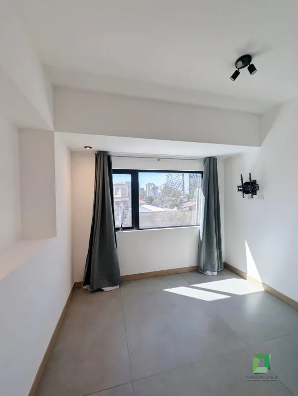 Apartamento en Renta zona 10 - 5