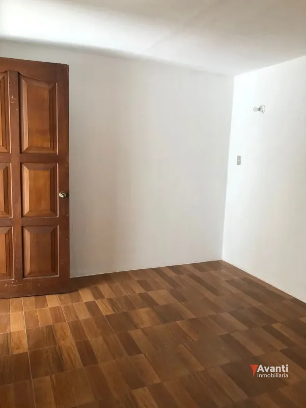 ALQUILER CASA EN ZONA 10, PARA VIVIENDA U OFICINA - 6