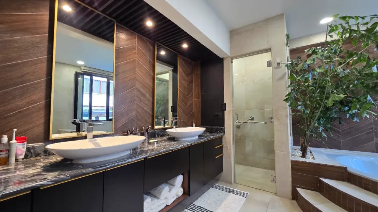 Casa en venta en zona 15, VHI - 7