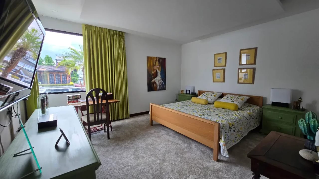 Casa en venta en zona 15, VHI - 8