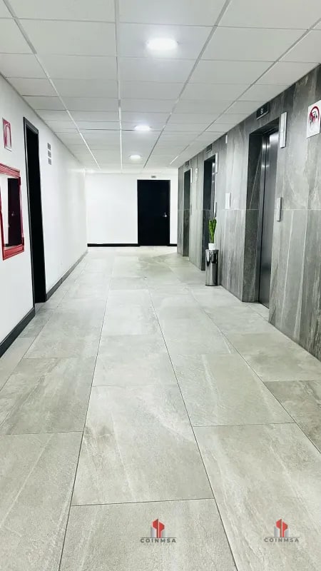Oficina en Renta zona 10 / Torino II - 1