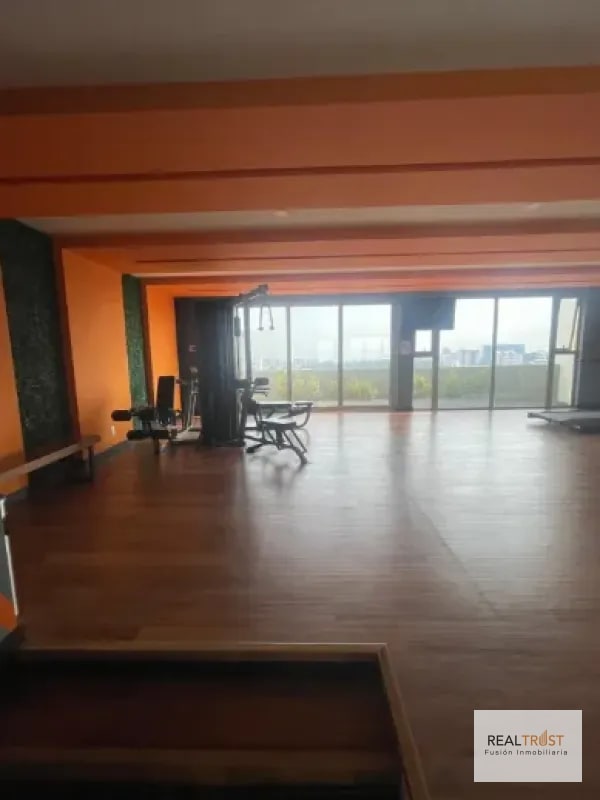 Apartamento en Renta en Zona 10 – Edificio Verona! - 1