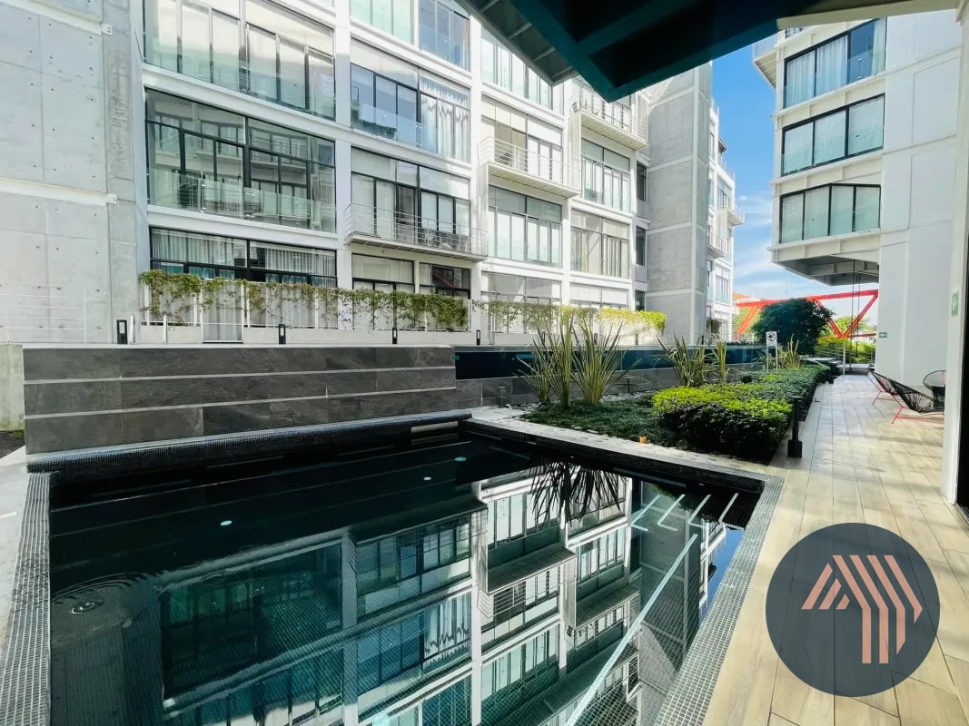 VENTA DE MODERNO APARTAMENTO AMUEBLADO - SHIFT CAYALÁ, ZONA 16 - 9