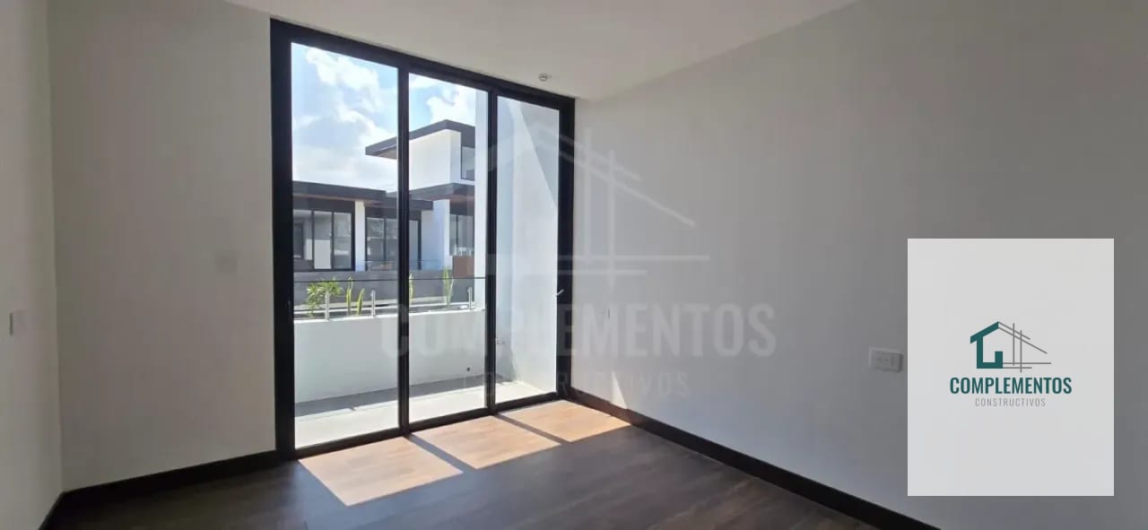 Molie, Casa en Renta Zona 10 — Casa en Alquiler en Zona 10, Guatemala, Ciudad — foto 6 de 11