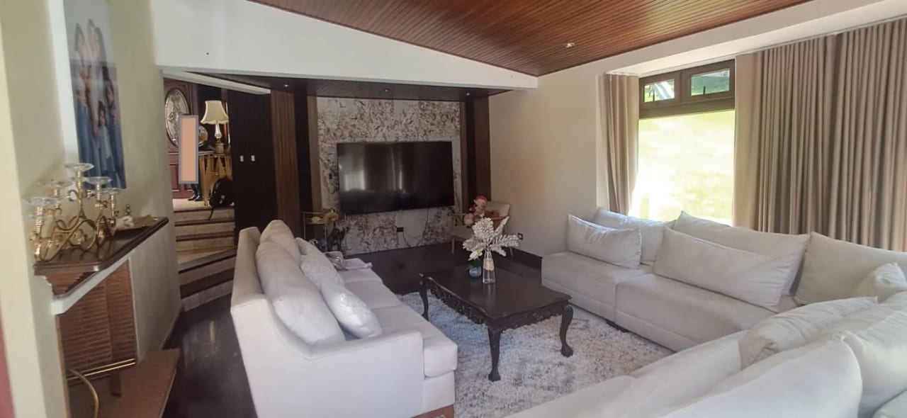 VENDO CASA CON PISCINA, SAUNA, JACUZZI, KM.18.7 CAES (copia) — Casa en Venta en Condominio La Mirage, Carretera a El Salvador, Guatemala, Ciudad — foto 8 de 11