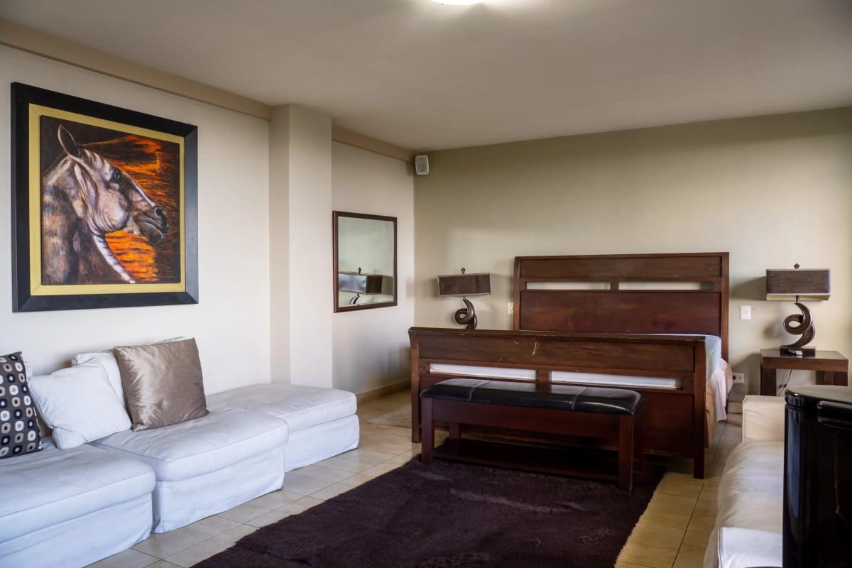 VENDO CASA EN LAS NUBES KM.11.5 CAES CON PISCINA (copia) — Casa en Venta en Carretera a El Salvador, Guatemala, Ciudad — foto 13 de 17