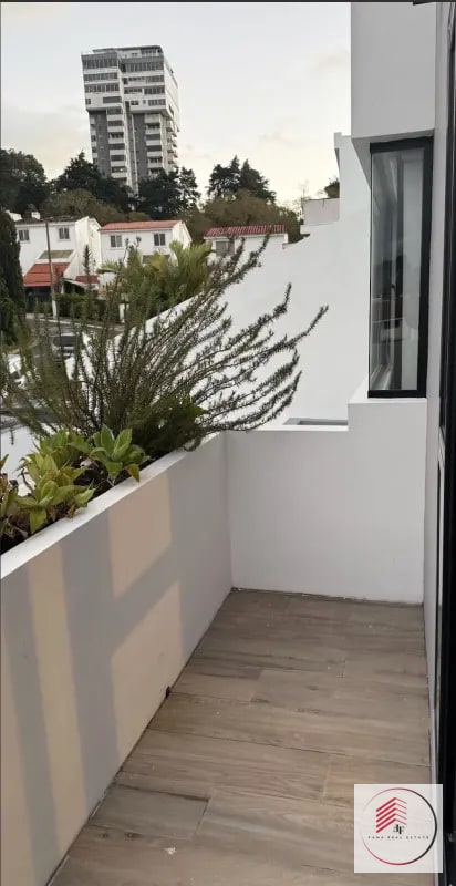ALQUILER DE CASA EN ZONA 15 REMODELADA DE 268 M² - 14