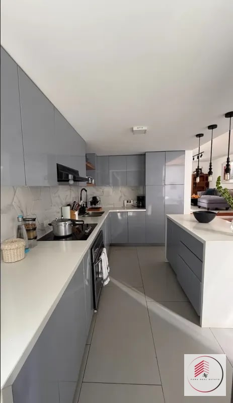 ALQUILER DE CASA EN ZONA 15 REMODELADA DE 268 M² - 5