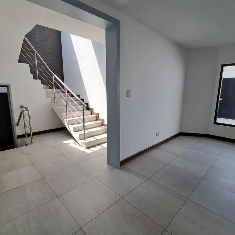 VENDO AMPLIA CASA CON APARTAMENTO, LOS MANANTIALES (copia) — Casa en Venta en Carretera a El Salvador, Guatemala, Ciudad — foto 17 de 17