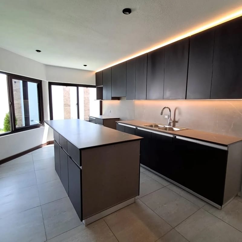 VENDO AMPLIA CASA CON APARTAMENTO, LOS MANANTIALES (copia) — Casa en Venta en Carretera a El Salvador, Guatemala, Ciudad — foto 13 de 17