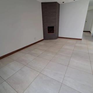 VENDO AMPLIA CASA CON APARTAMENTO, LOS MANANTIALES (copia) — Casa en Venta en Carretera a El Salvador, Guatemala, Ciudad — miniatura 9 de 17