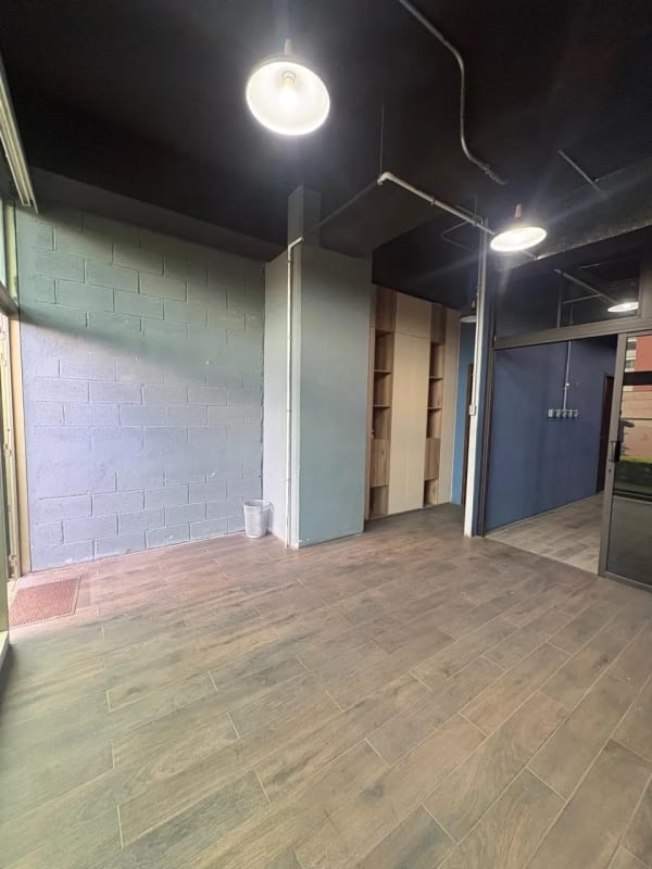 ALQUILO / VENDO OFICINAS EN EDIFICIO PIALE ZONA 10 (copia) — Oficina en Alquiler en Pialé, Zona 10, Guatemala, Ciudad — foto 3 de 15