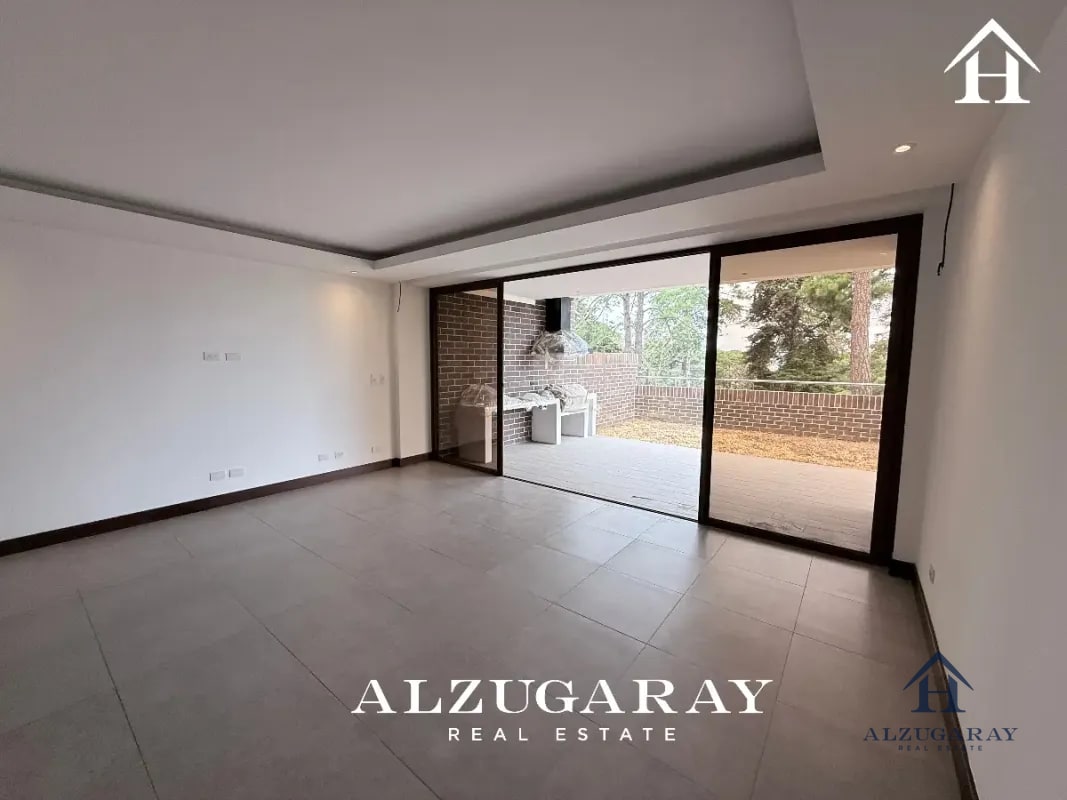 VILLA P/ESTRENAR CON JARDÍN- 3 HAB. / SIENA SAN ISIDRO Z.16 - 11