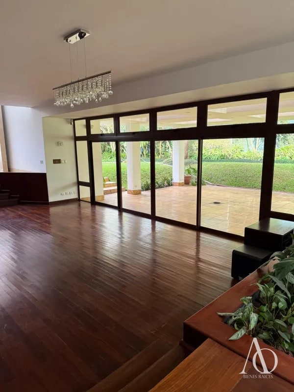 Casa en Alquiler en condominio, zona 14 / EN DIRECTO - 10