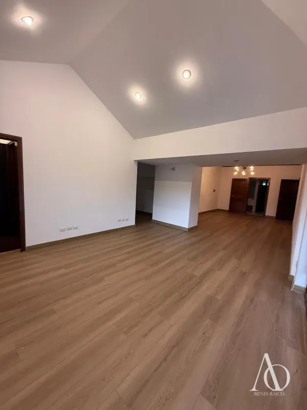 Casa en Alquiler en condominio, zona 14 / EN DIRECTO - 7