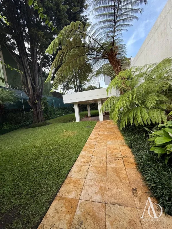 Casa en Alquiler en condominio, zona 14 / EN DIRECTO - 1