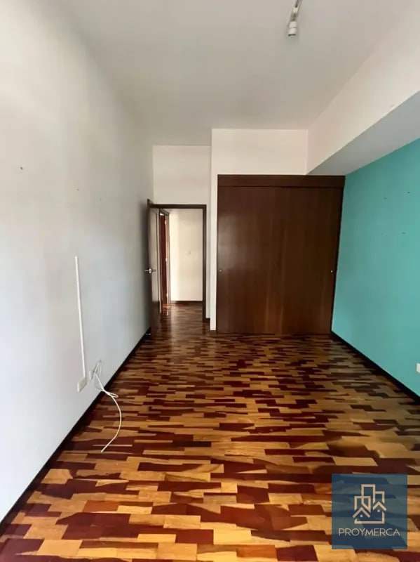 Apartamento en venta, Edificio Torre Quarto, Zona 14 - 6