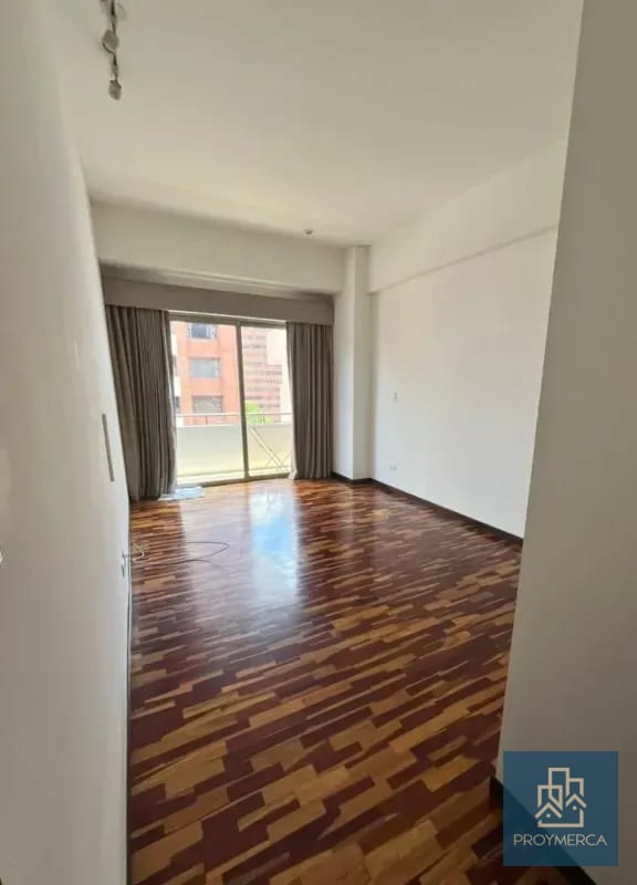 Apartamento en venta, Edificio Torre Quattro, Zona 14 — Apartamento en Venta en Torre Quattro, Zona 14, Guatemala, Ciudad — foto 6 de 13