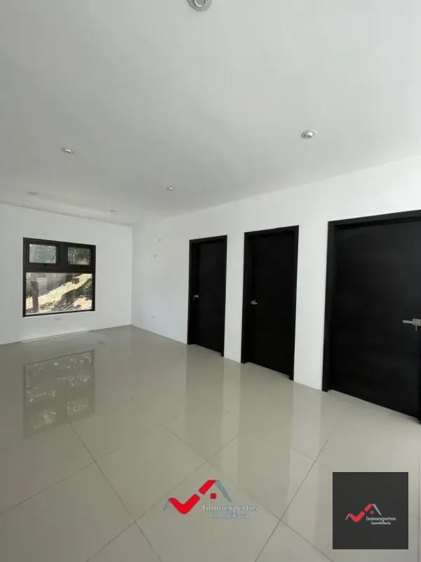 CASA EN VENTA CARRETERA A CRISTO REY, PIEDRA PARADA ZONA 6 SANTA CATARINA PINULA — Casa en Venta en Santa Catarina Pinula, Guatemala, Ciudad — foto 5 de 17