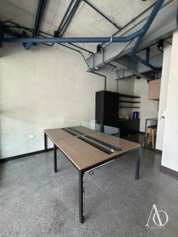 Oficina en Alquiler / Venta Edificio UNIO, zona 14 N4 / EN DIRECTO 05 - 9